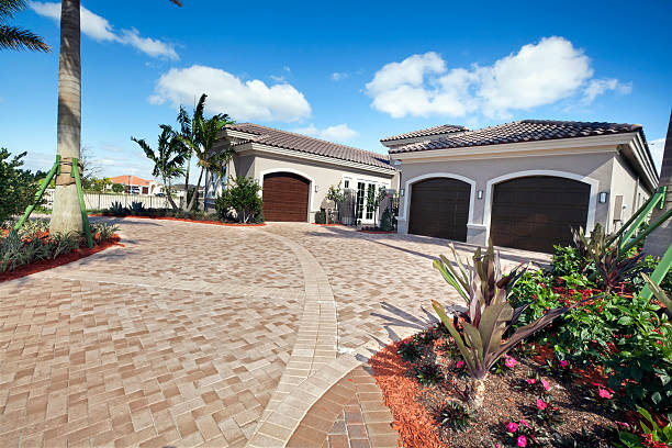 Best Professional Driveway Pavers  in East Niles, CA